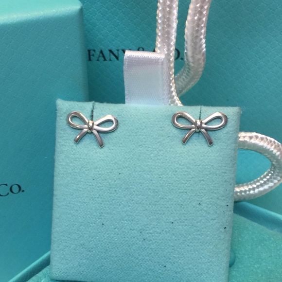 SOLDTIFFANY & CO Bow Earrings✨ - Picture 2 of 5